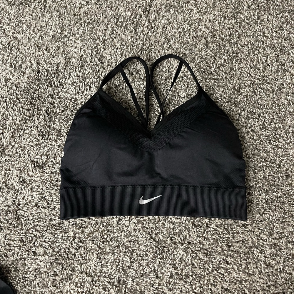 Nike Never worn Sports Bra
